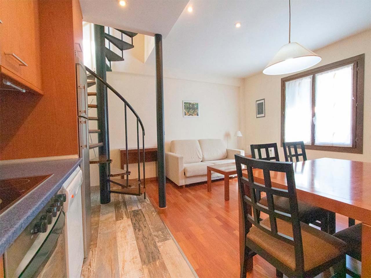 Apartamentos Villanua 3000 ภายนอก รูปภาพ