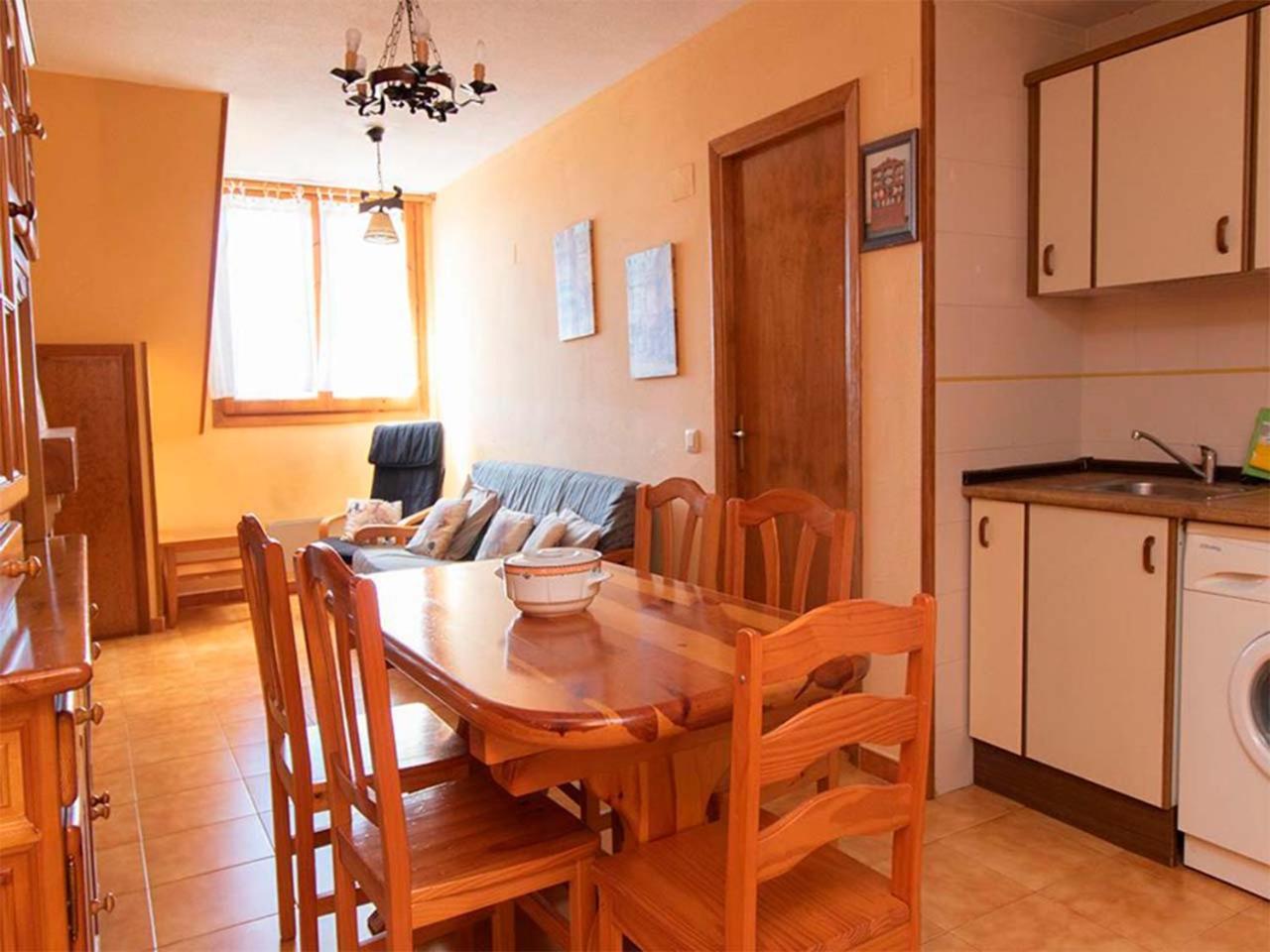 Apartamentos Villanua 3000 ภายนอก รูปภาพ