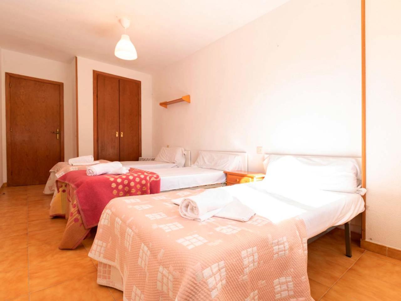 Apartamentos Villanua 3000 ภายนอก รูปภาพ