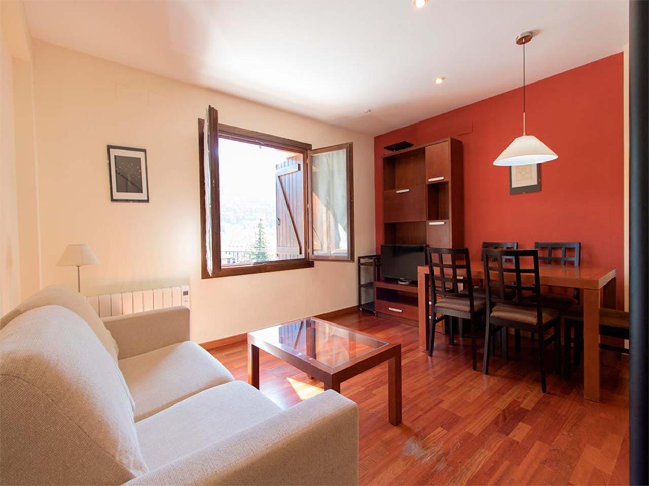 Apartamentos Villanua 3000 ภายนอก รูปภาพ