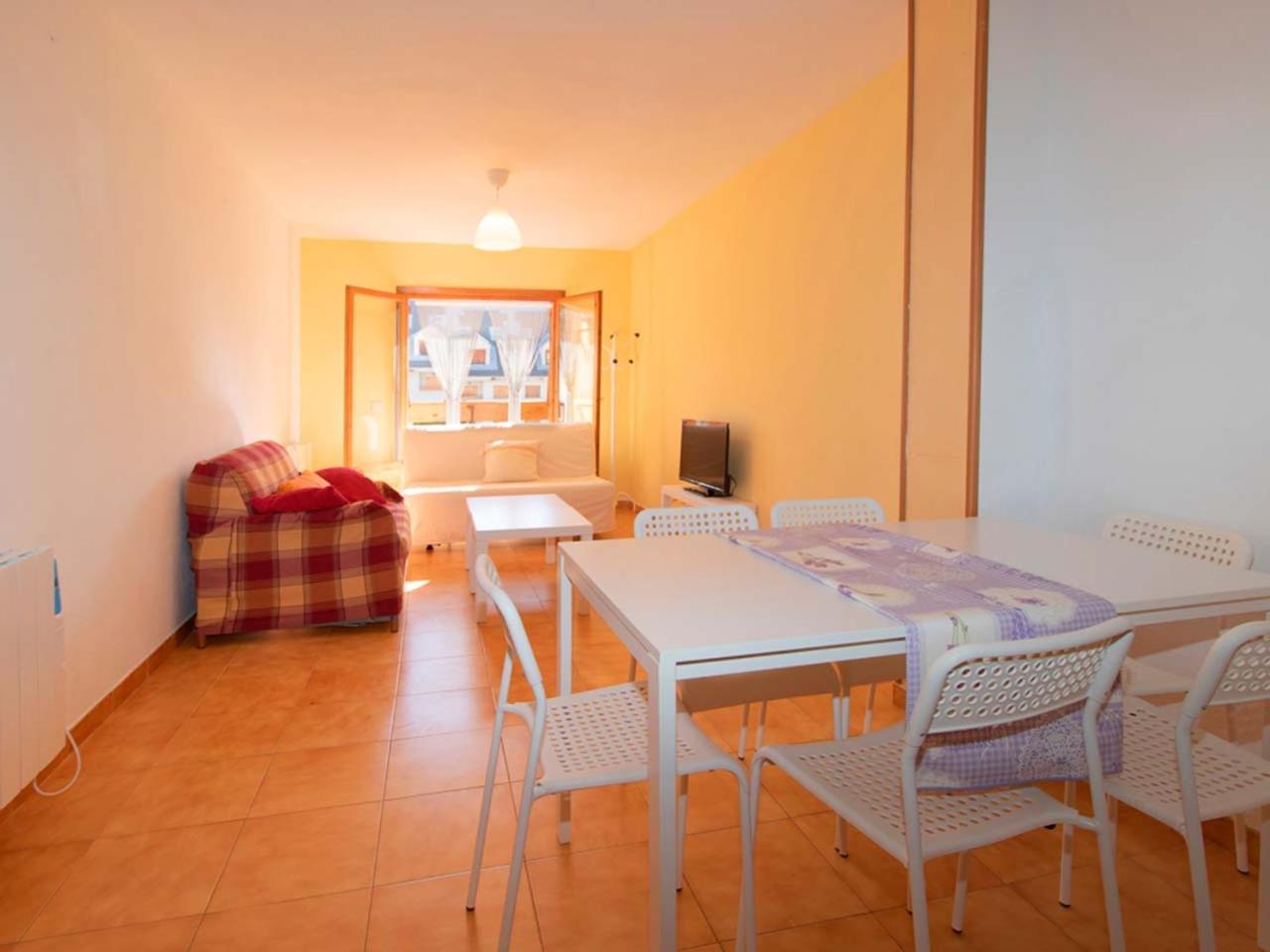Apartamentos Villanua 3000 ภายนอก รูปภาพ