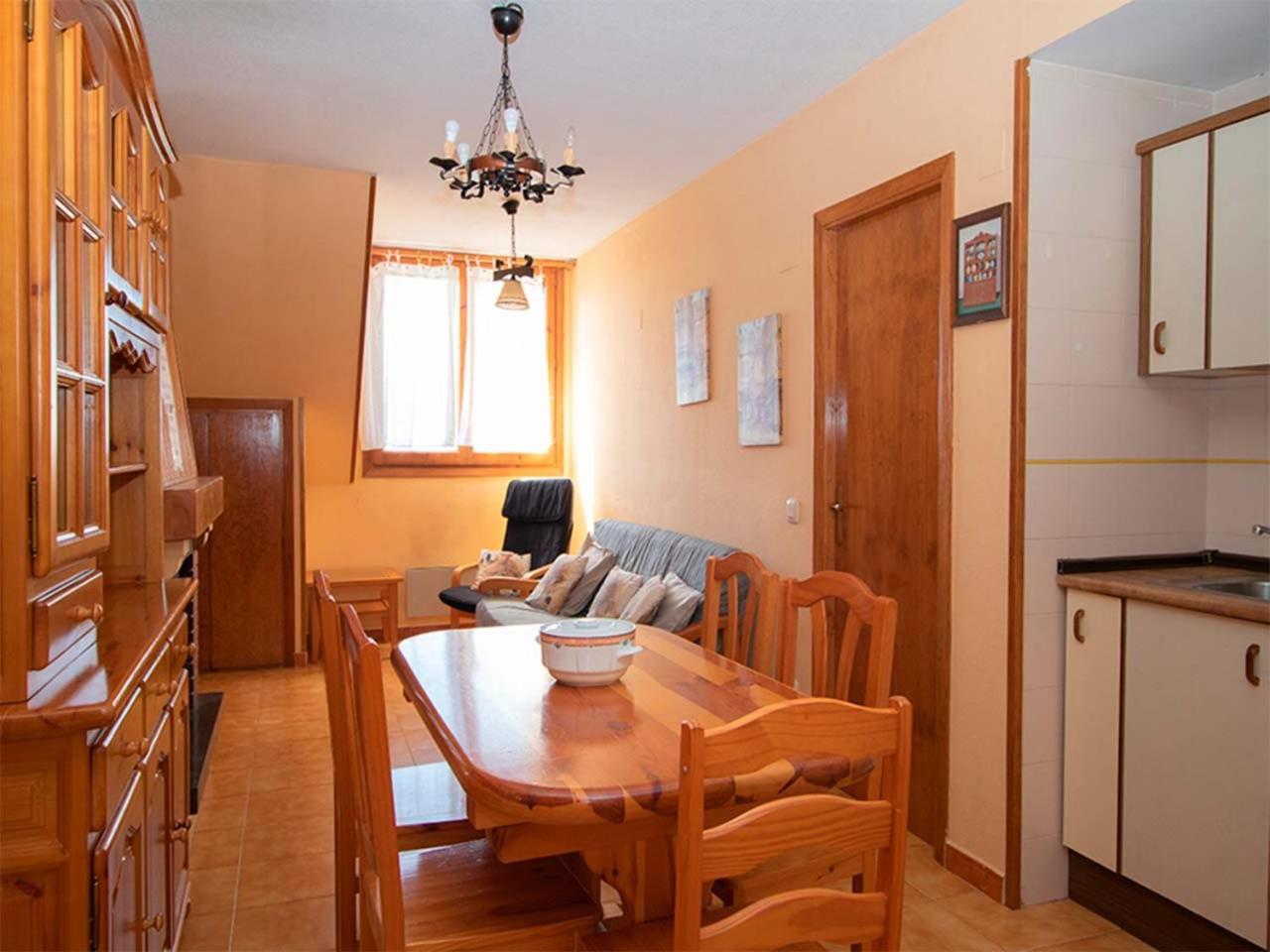 Apartamentos Villanua 3000 ภายนอก รูปภาพ