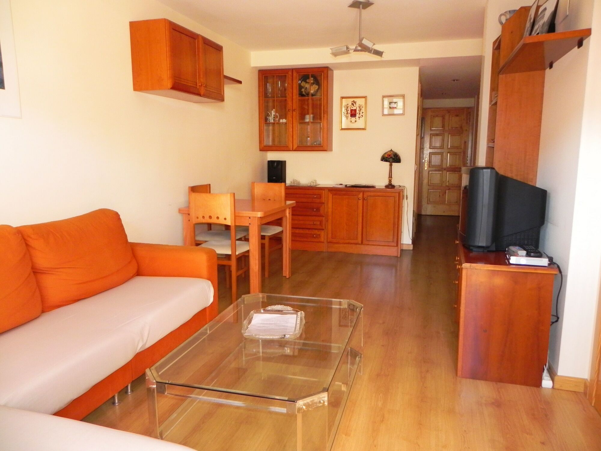 Apartamentos Villanua 3000 ภายนอก รูปภาพ
