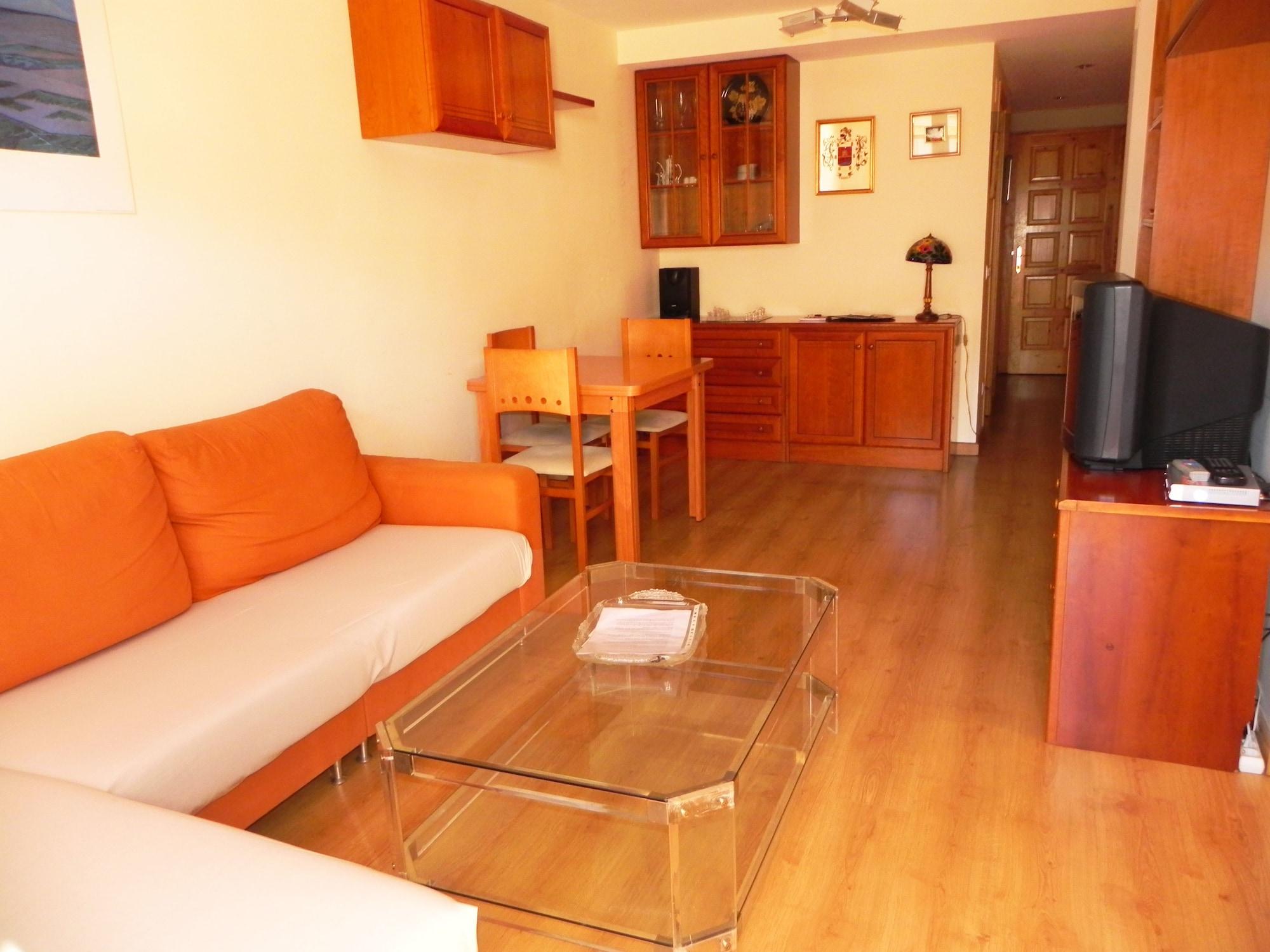 Apartamentos Villanua 3000 ภายนอก รูปภาพ